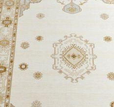 Light Ivory Oushak Wool Rug